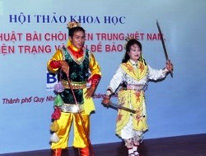 Biểu diễn Bài chòi tại hội thảo. Ảnh: VGP/Minh Trang